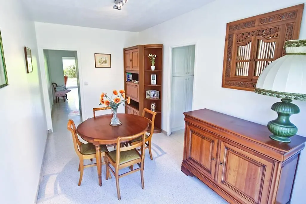 Casalionelantibes 70 Sqm Apartment With Garden And Parking France