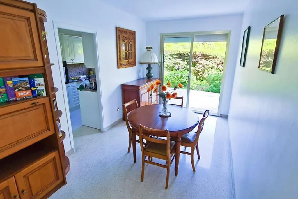 Casalionelantibes 70 Sqm Apartment With Garden And Parking Antibes
