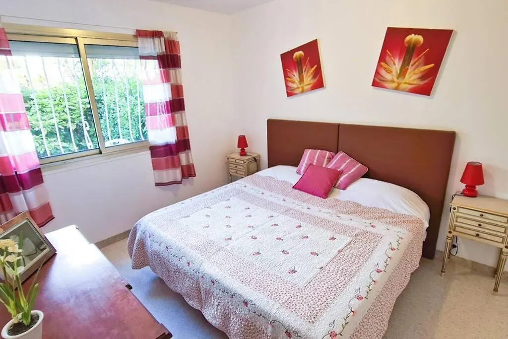 Casalionelantibes 70 Sqm Apartment With Garden And Parking