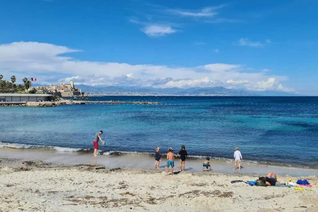 Casalionelantibes 70 Sqm Apartment With Garden And Parking 0*, Antibes