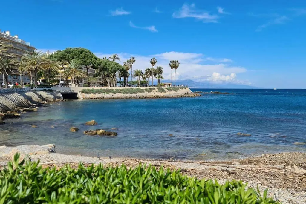 Casalionelantibes 70 Sqm Apartment With Garden And Parking